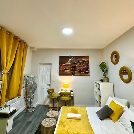 Private Luxurious City Studio-Daily,Weekly,Monthly Birmingam Exterior foto